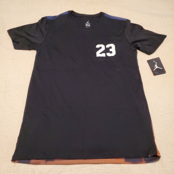 Nike Jordan 1's Black T-Shirt - Picture 1 of 2
